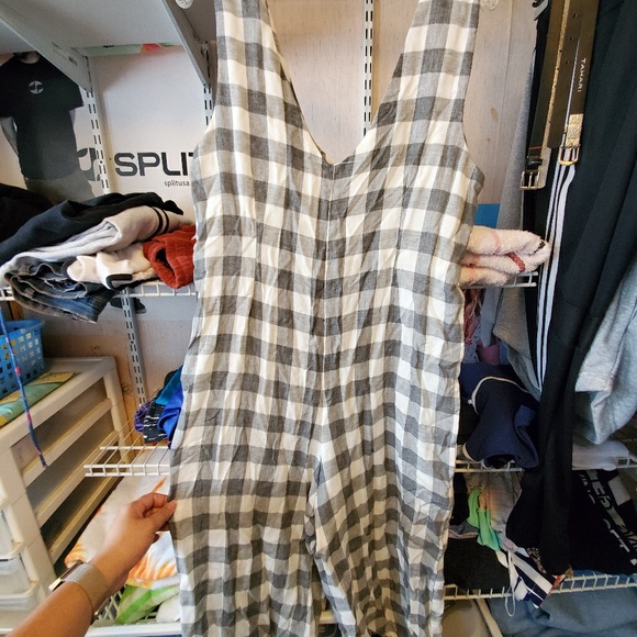 Forever 21 jumpsuit - Picture 2 of 4